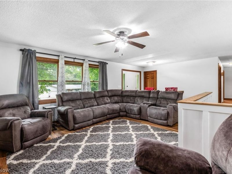 2560 Tarkman Drive , Nashport, OH 43830 Photo 3