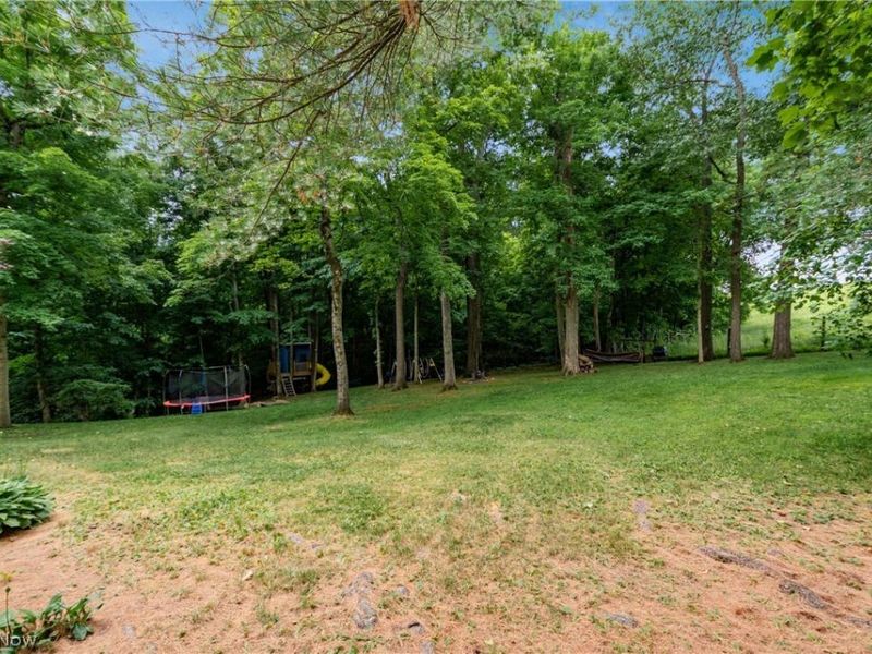2560 Tarkman Drive , Nashport, OH 43830 Photo 37