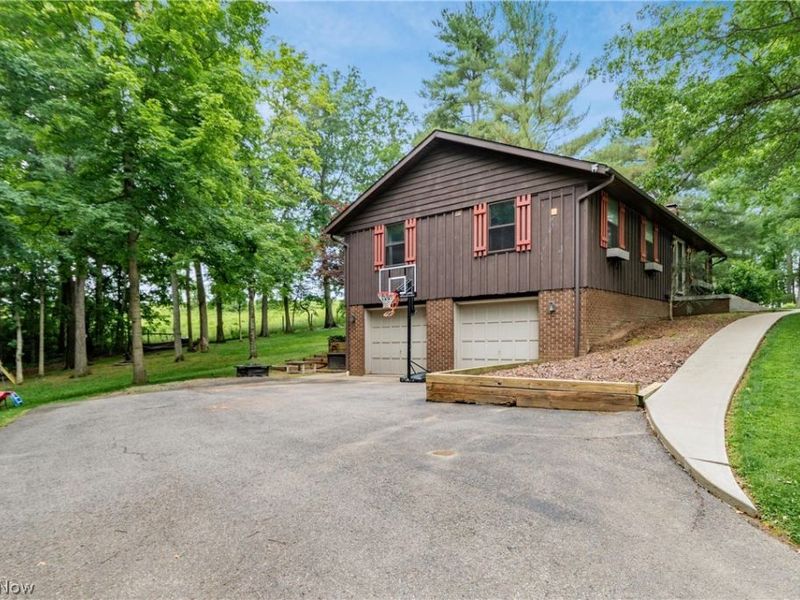 2560 Tarkman Drive , Nashport, OH 43830 Photo 40