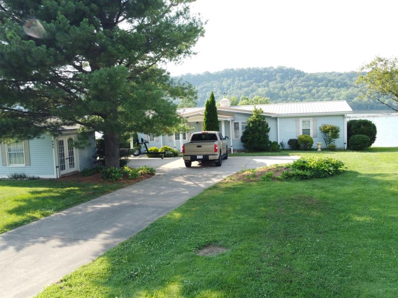 405 E High Street, Warsaw, KY 41095 Photo 2