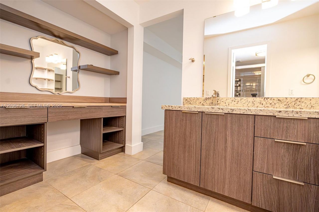 3578 Magellan Cir, Unit 232-3, Aventura, FL 33180 Photo