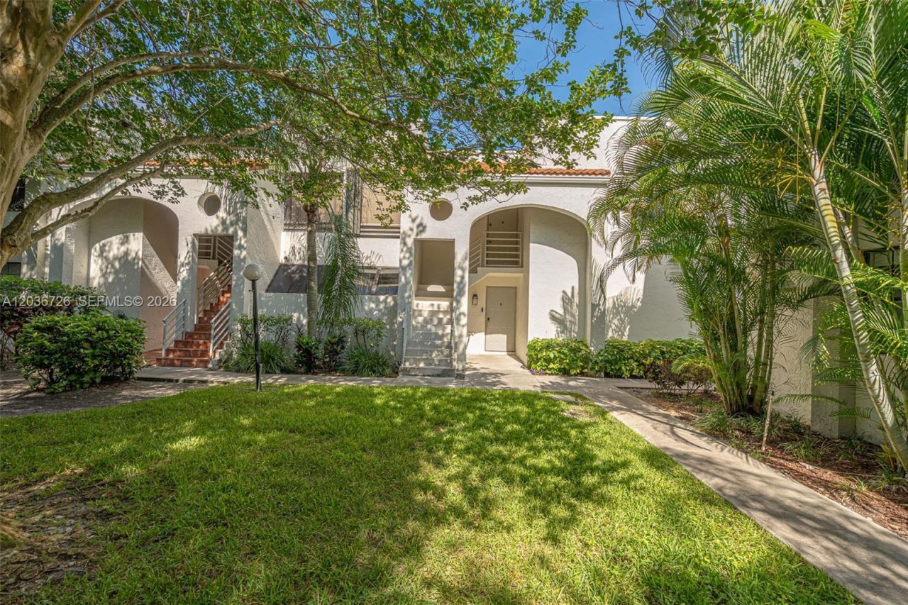 3578 Magellan Cir, Unit 232-3, Aventura, FL 33180 Photo