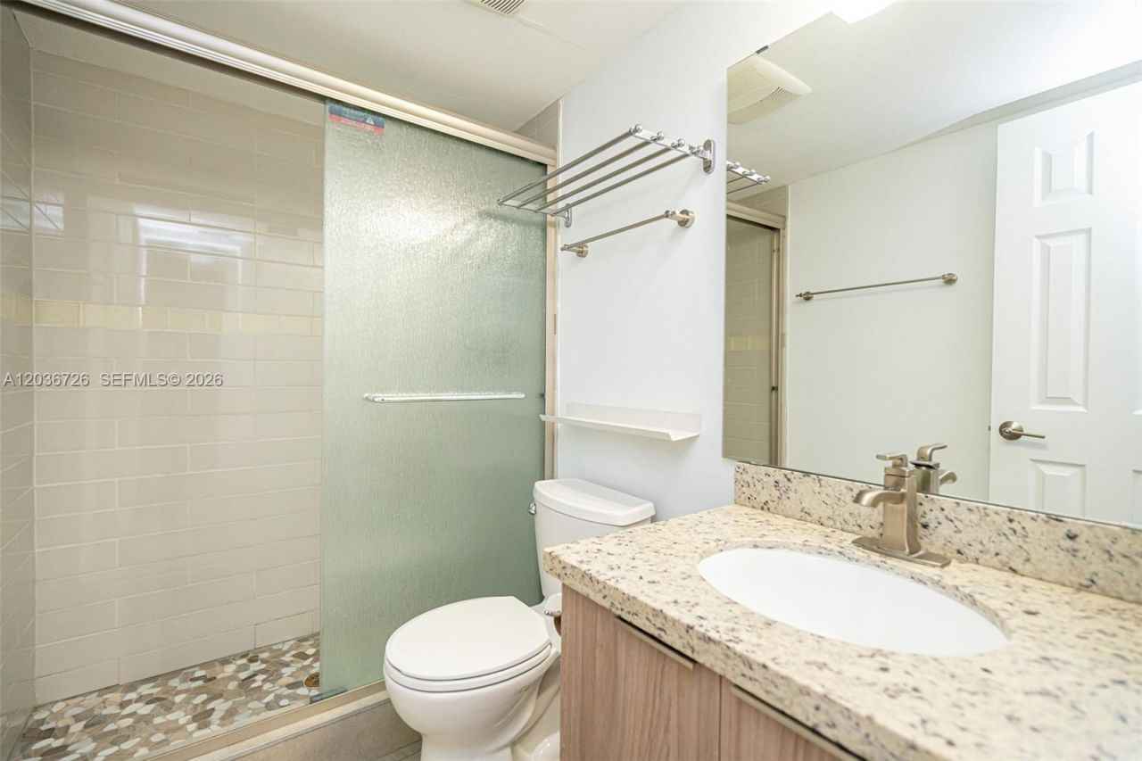 3578 Magellan Cir, Unit 232-3, Aventura, FL 33180 Photo