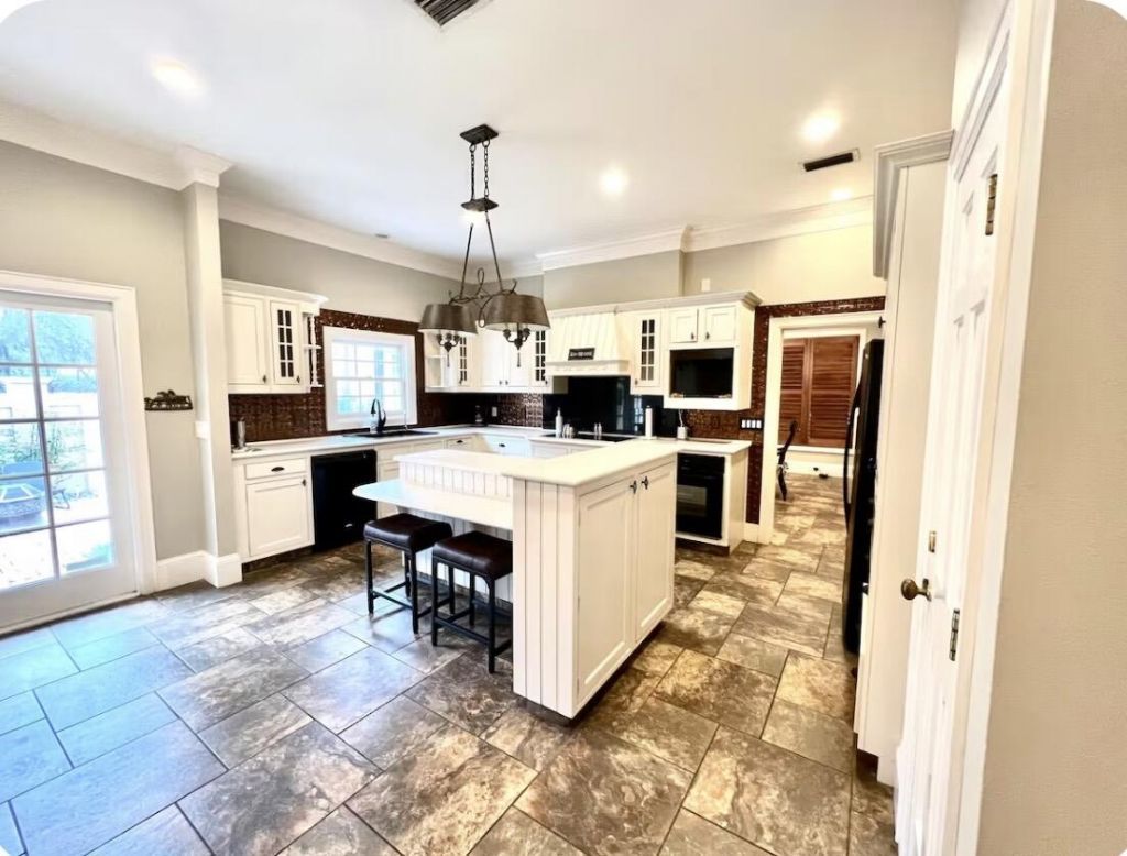 2030 SW 61st Lane Road, Ocala, FL 34471 Photo