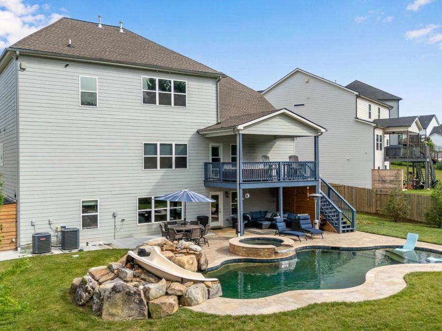Property Image 12
