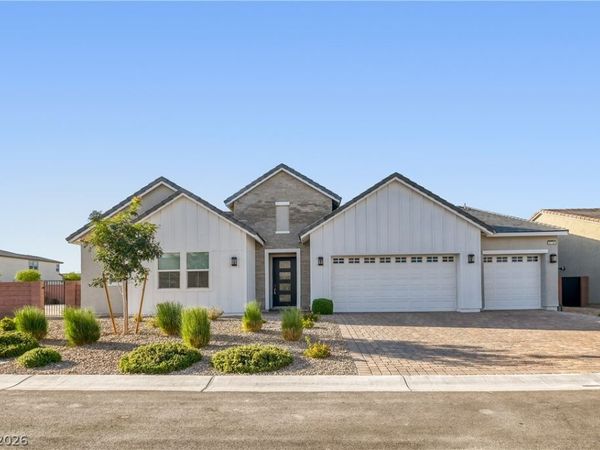 5738 Golden Chase Court , Las Vegas, NV 89131