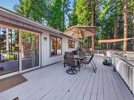 720 E Mountain Ridge Road, Lake Almanor, CA 96137 Photo