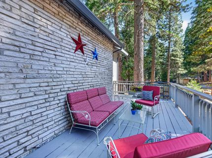 720 E Mountain Ridge Road, Lake Almanor, CA 96137 Photo