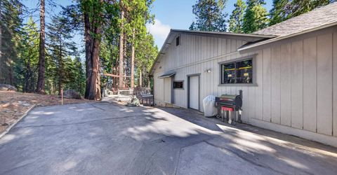 720 E Mountain Ridge Road, Lake Almanor, CA 96137 Photo