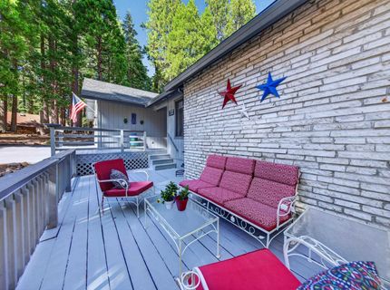 720 E Mountain Ridge Road, Lake Almanor, CA 96137 Photo