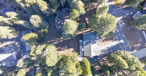 720 E Mountain Ridge Road, Lake Almanor, CA 96137 Photo