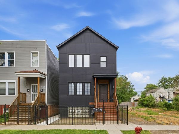 4162 S Wells Street , Chicago, IL 60609