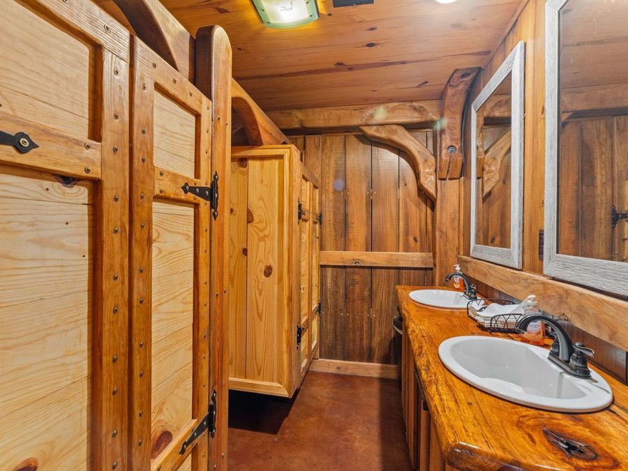 Property Image 63