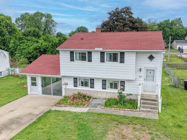 923 BUCK DRIVE , DOVER, DE 19901