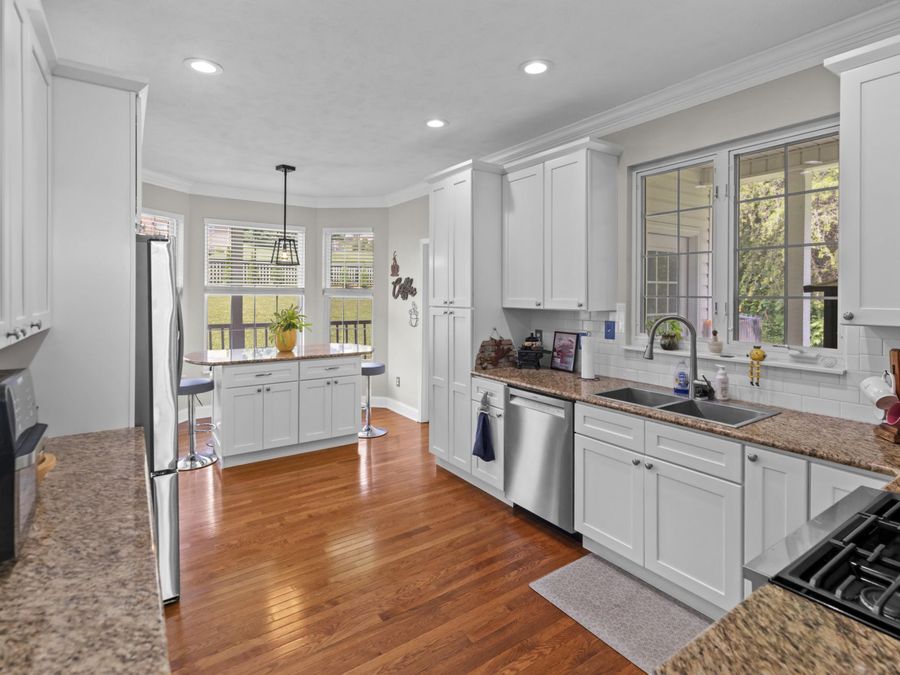 Property Image 12