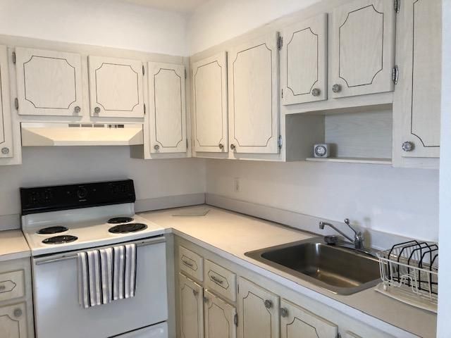 370 Saxony Trail, Delray Beach, FL 33446 Photo