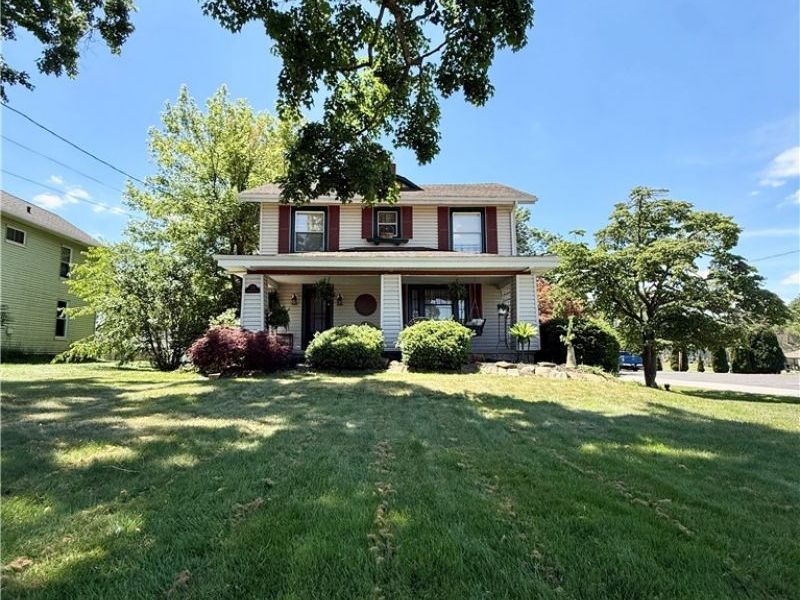 146 W Quarry Street, Newton Falls, OH 44444 Photo 1