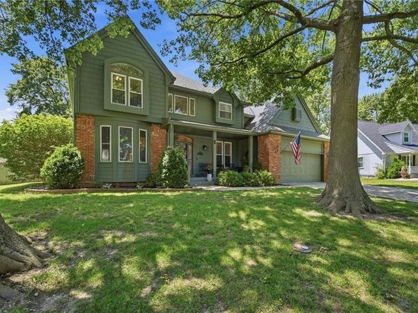 3601 SW Fleming Drive, Blue Springs, MO 64015