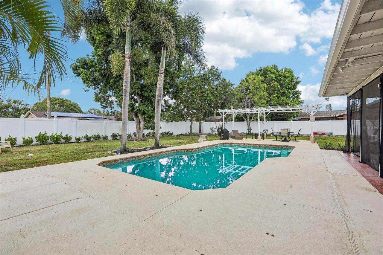 2709 49th Street N, Saint Petersburg, FL 33710 Photo