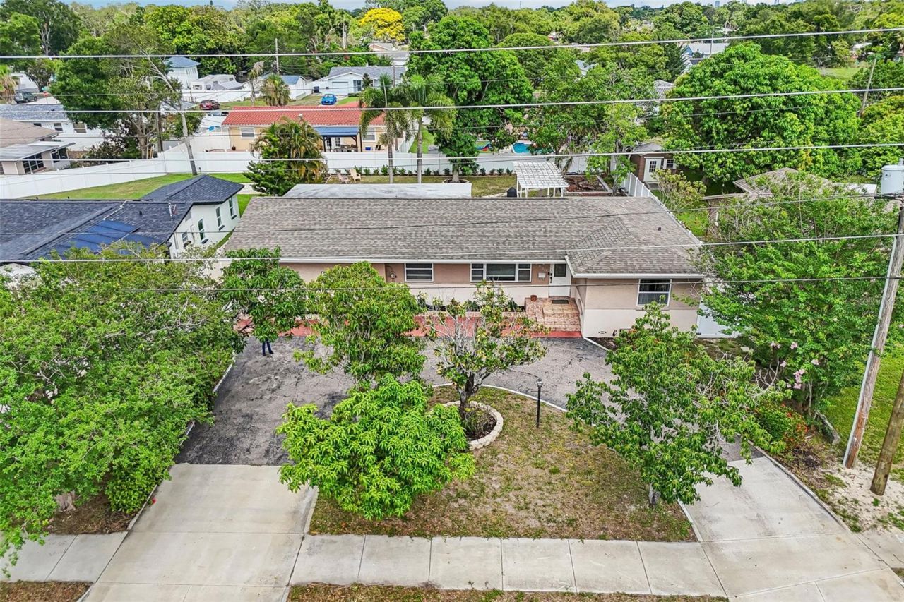 2709 49th Street N, Saint Petersburg, FL 33710 Photo