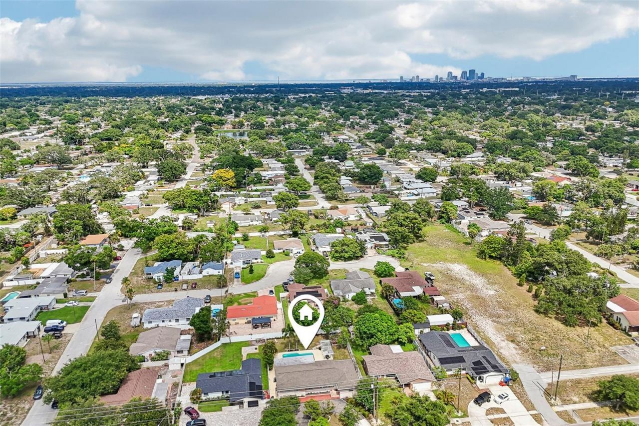 2709 49th Street N, Saint Petersburg, FL 33710 Photo