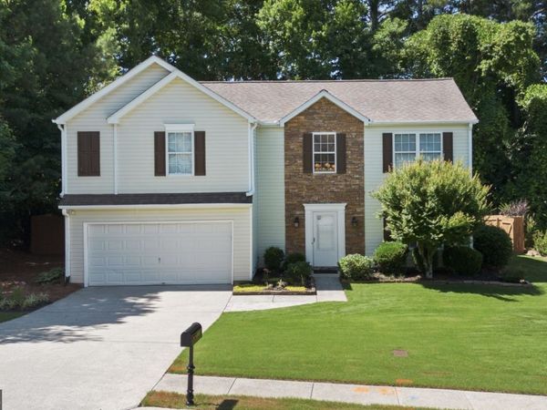 1082 Eastmill Cove, Dacula, GA 30019