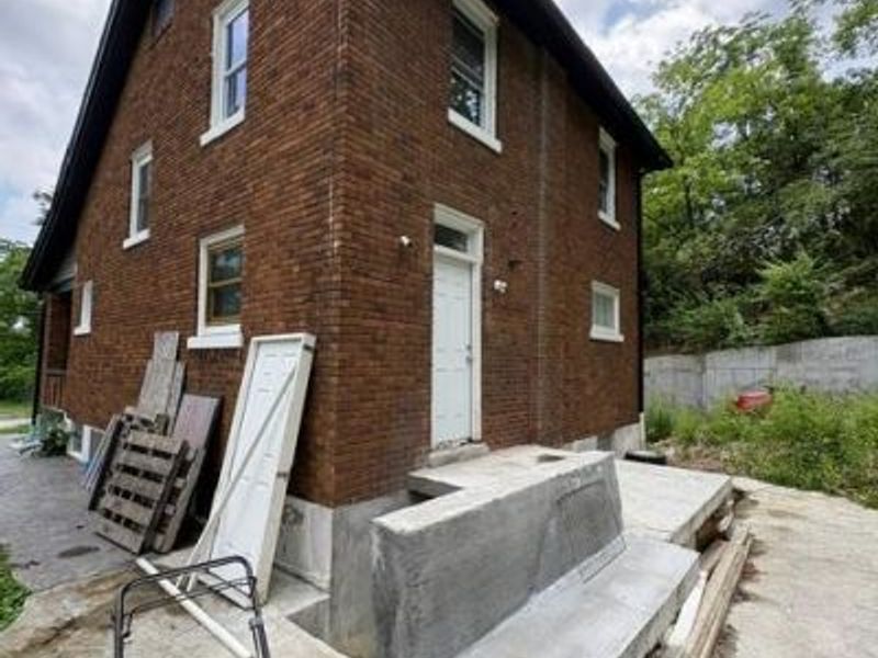 3087 Moosewood Avenue, Cincinnati, OH 45225 Photo 2
