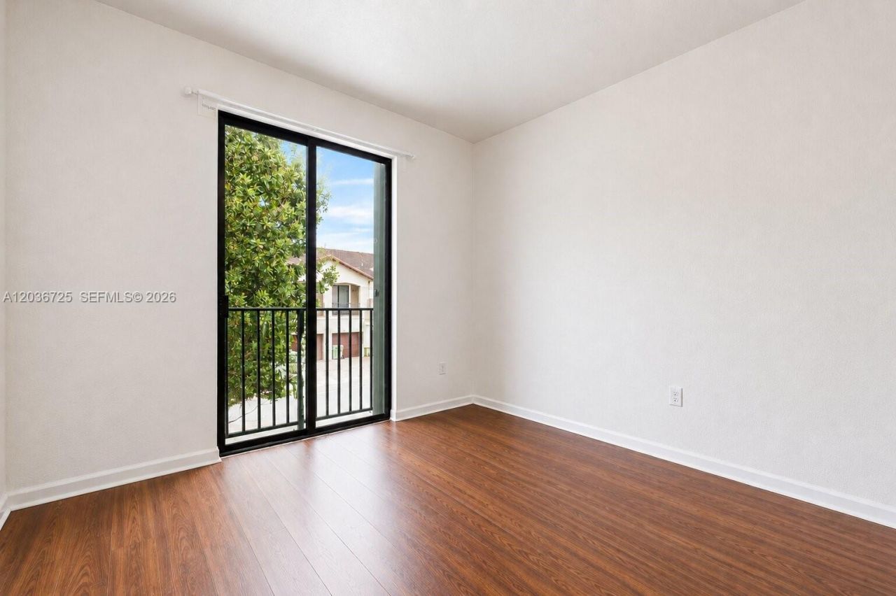 678 NE 33rd Ter , Homestead, FL 33033 Photo