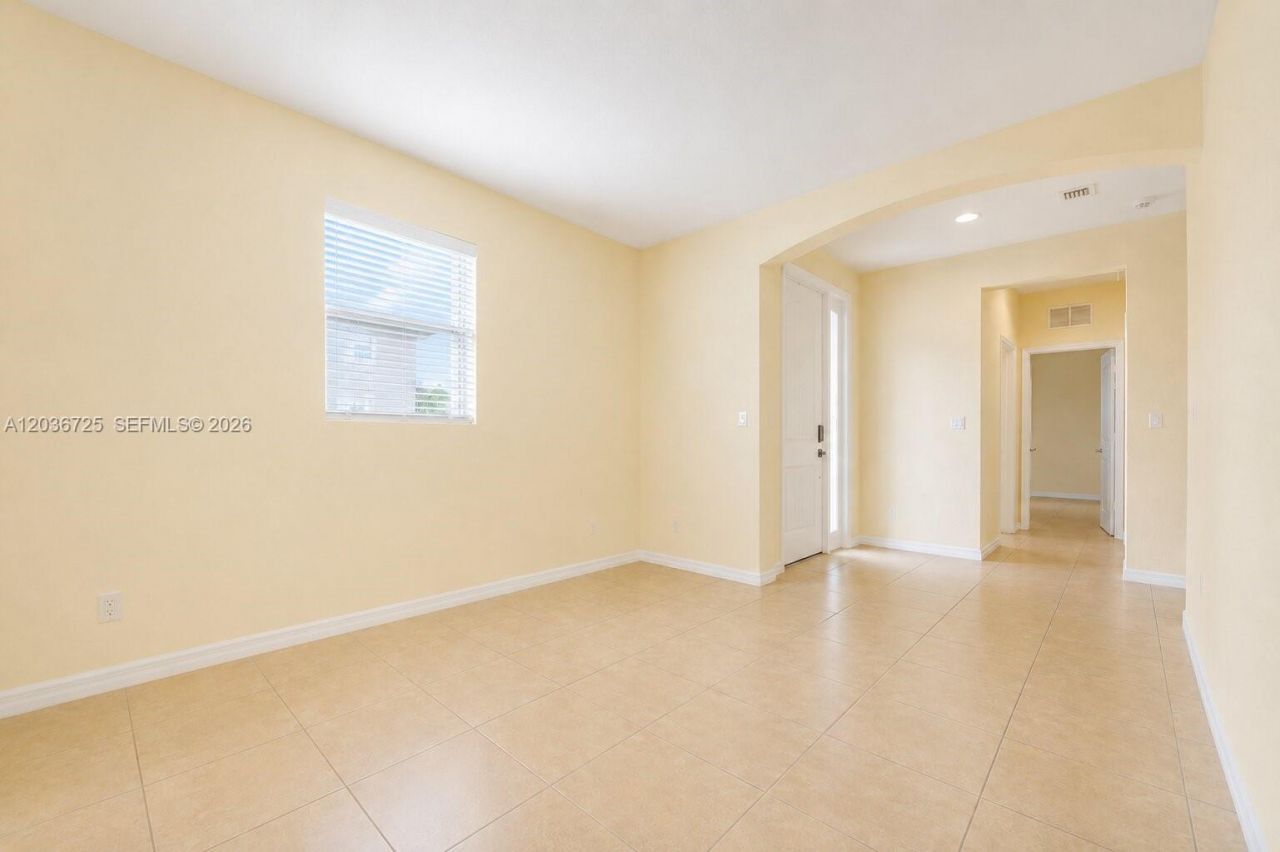 678 NE 33rd Ter , Homestead, FL 33033 Photo