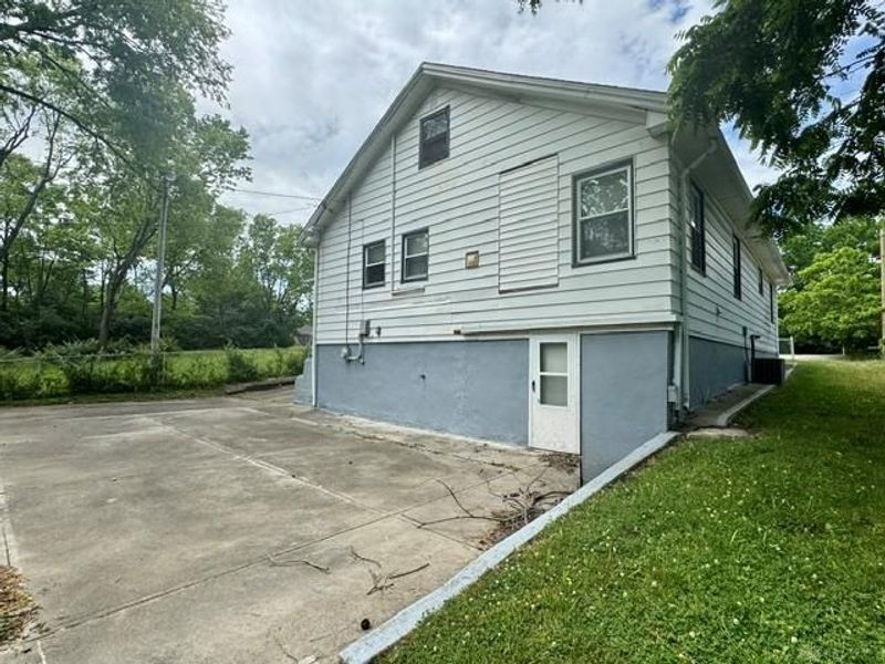 500 Mia Avenue, Dayton, OH 45417 Photo 5