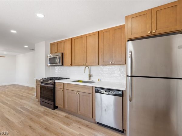 513 Kasper Avenue, Las Vegas, NV 89106