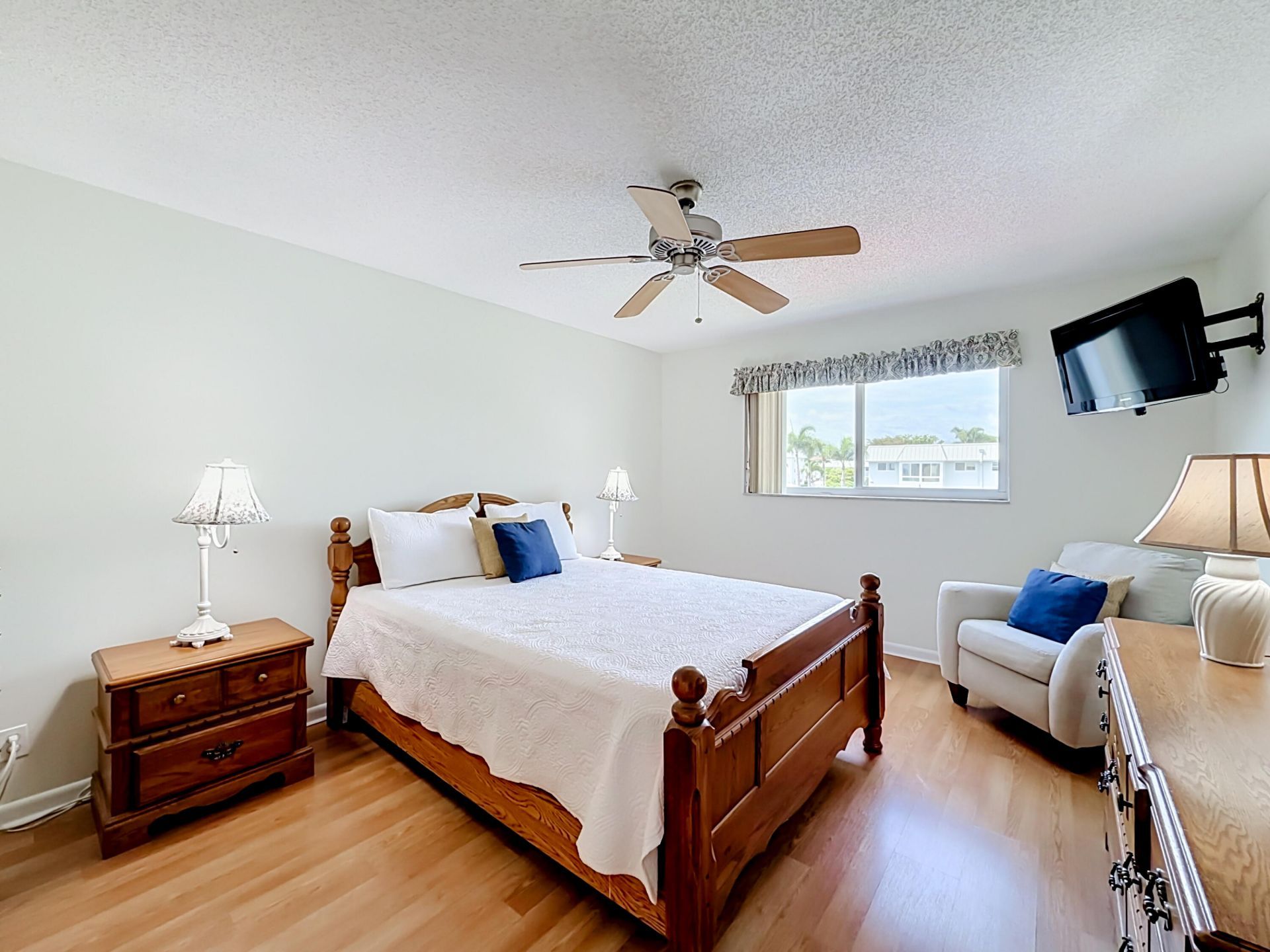 12 Colonial Club Drive, Unit 202, Boynton Beach, FL 33435 Photo