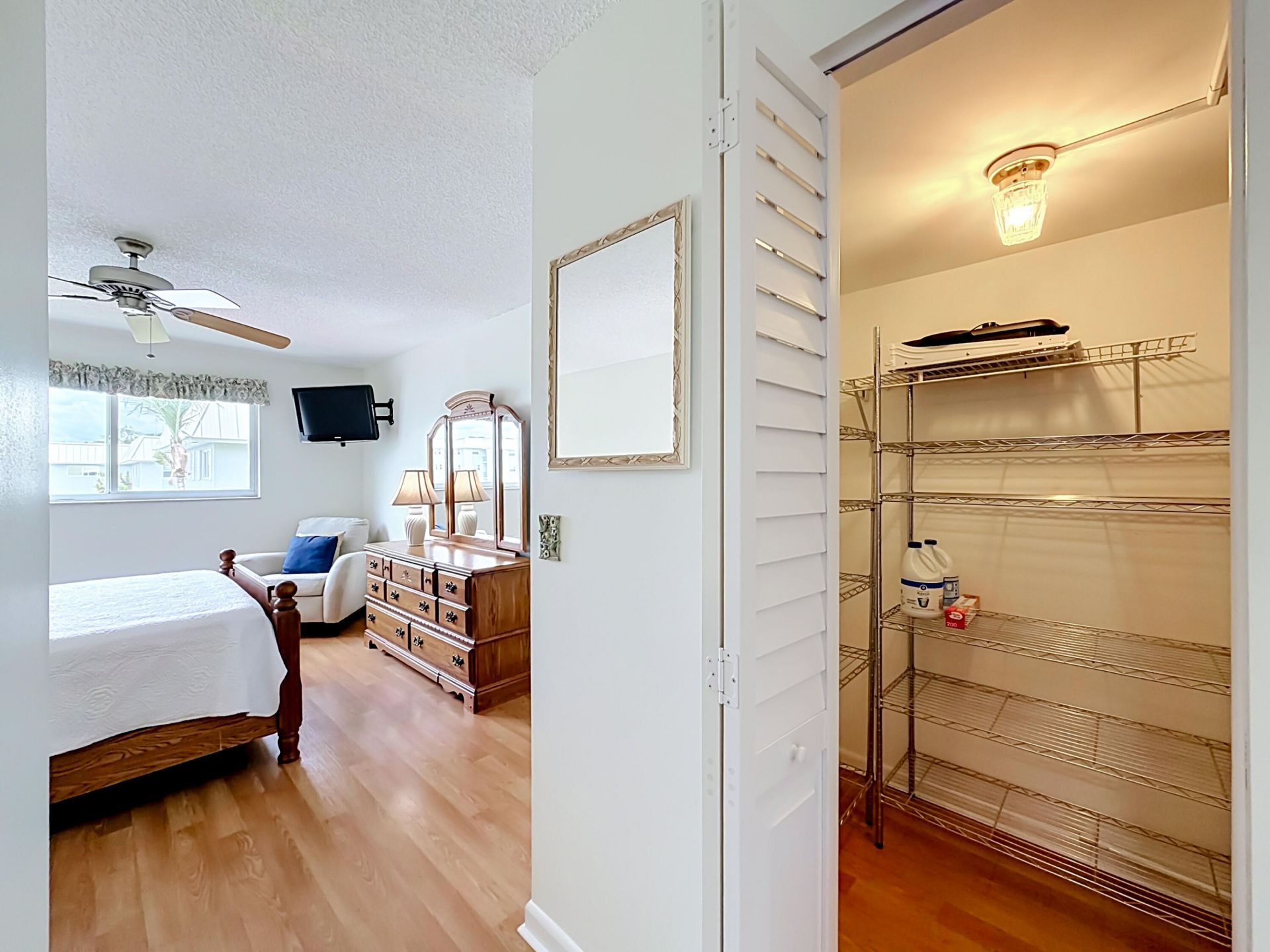 12 Colonial Club Drive, Unit 202, Boynton Beach, FL 33435 Photo
