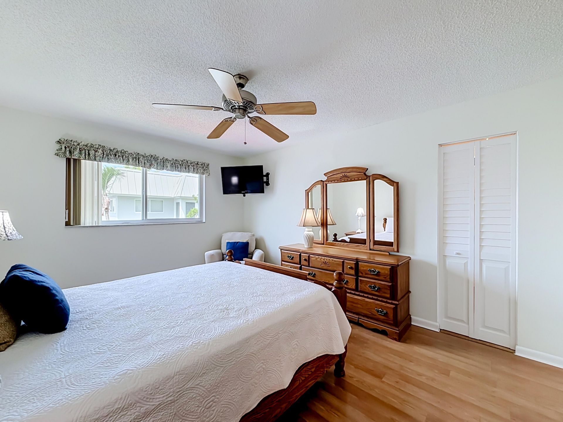 12 Colonial Club Drive, Unit 202, Boynton Beach, FL 33435 Photo
