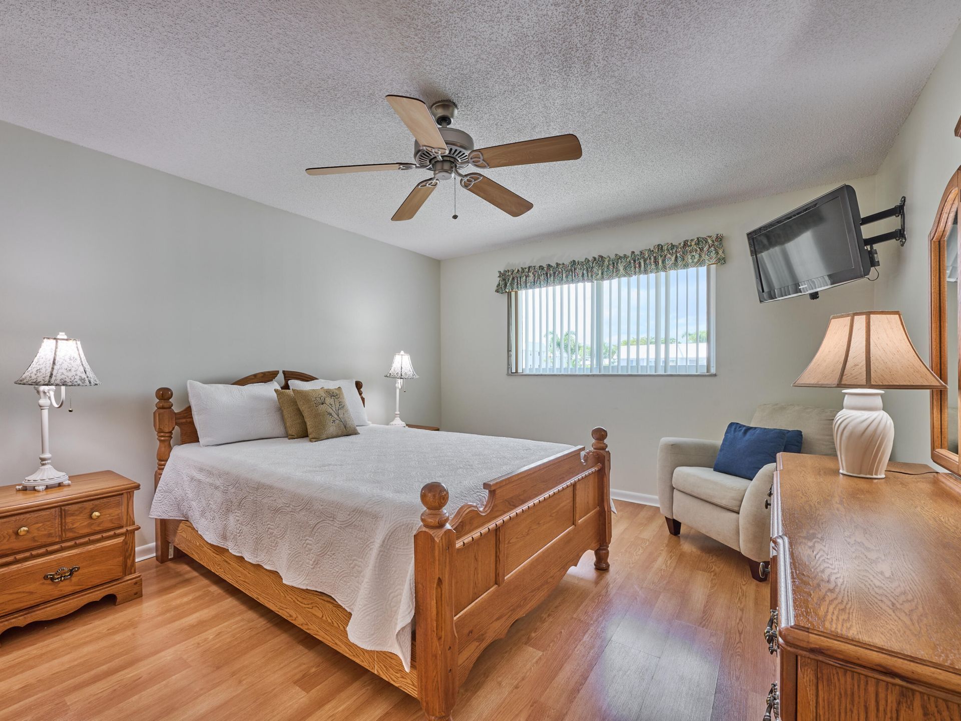 12 Colonial Club Drive, Unit 202, Boynton Beach, FL 33435 Photo