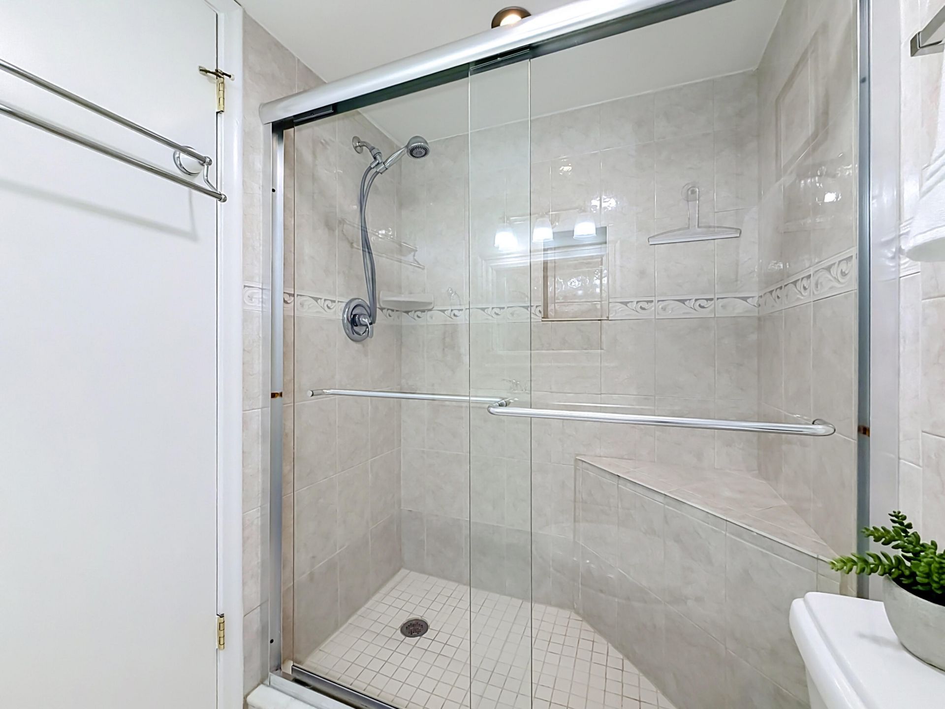 12 Colonial Club Drive, Unit 202, Boynton Beach, FL 33435 Photo