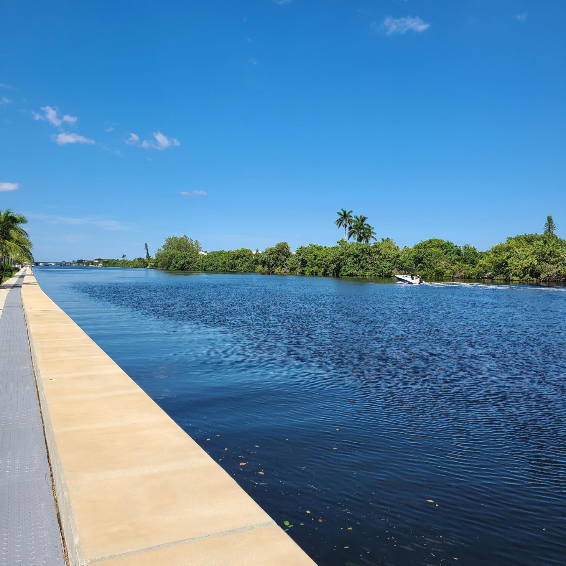 12 Colonial Club Drive, Unit 202, Boynton Beach, FL 33435 Photo