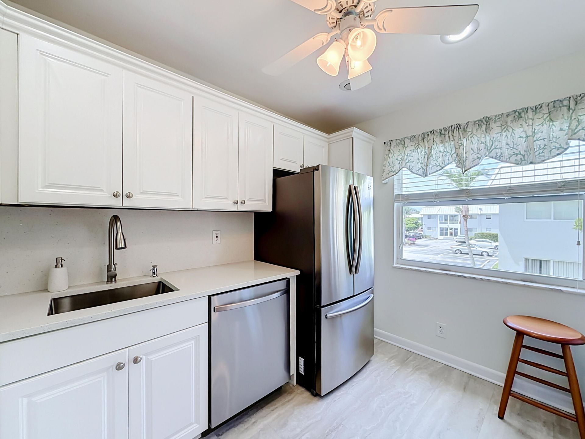 12 Colonial Club Drive, Unit 202, Boynton Beach, FL 33435 Photo