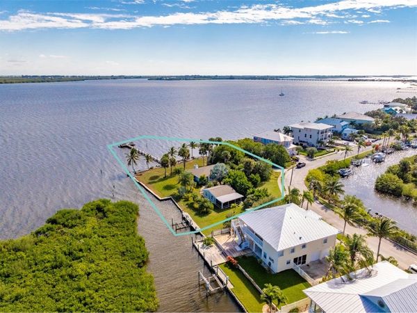 5190 95th Street, Sebastian, FL 32958