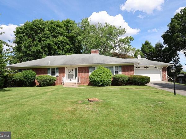 12919 THE TERRACE , HAGERSTOWN, MD 21742
