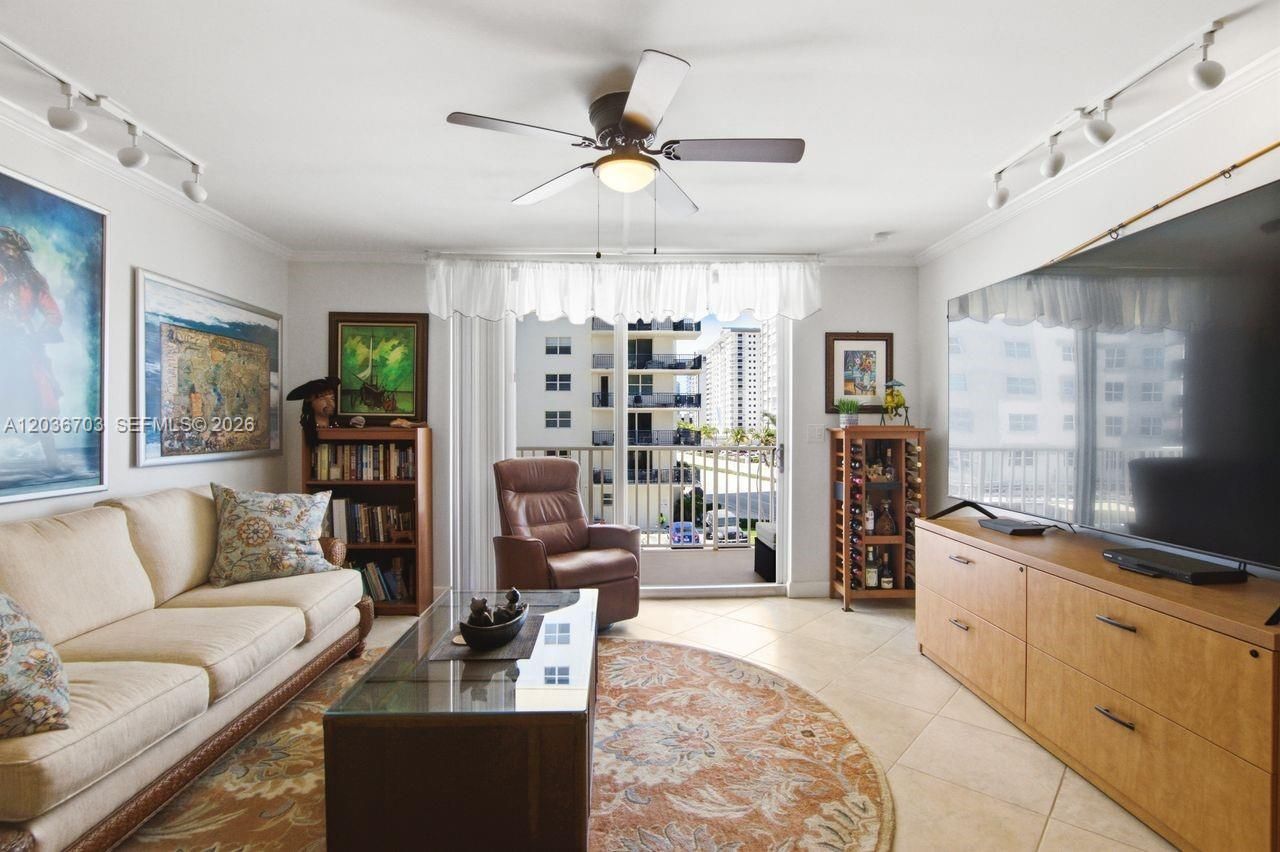 1401 S Ocean Dr, Unit 305, Hollywood, FL 33019 Photo