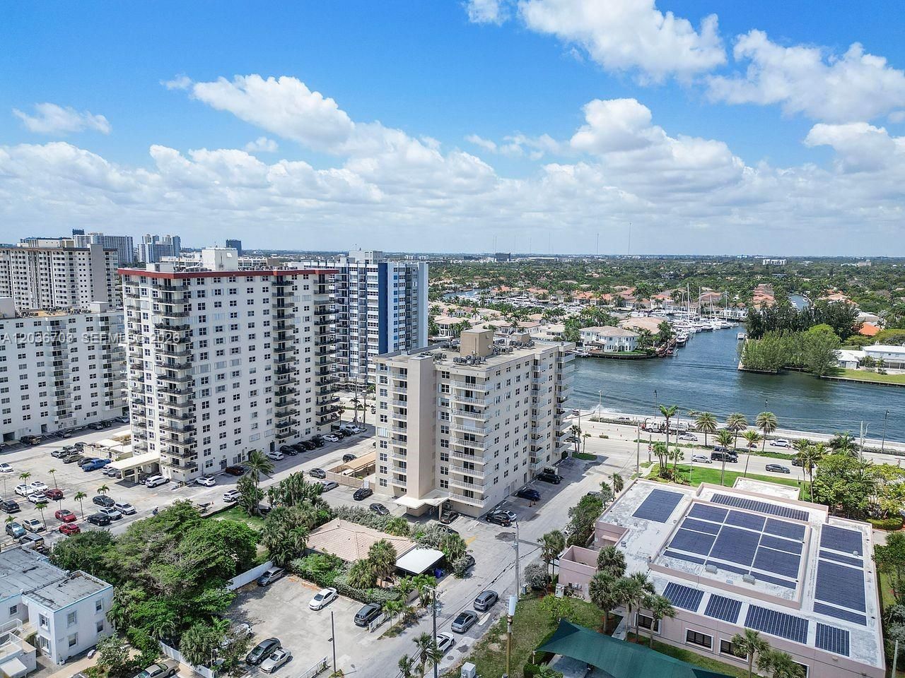 1401 S Ocean Dr, Unit 305, Hollywood, FL 33019 Photo