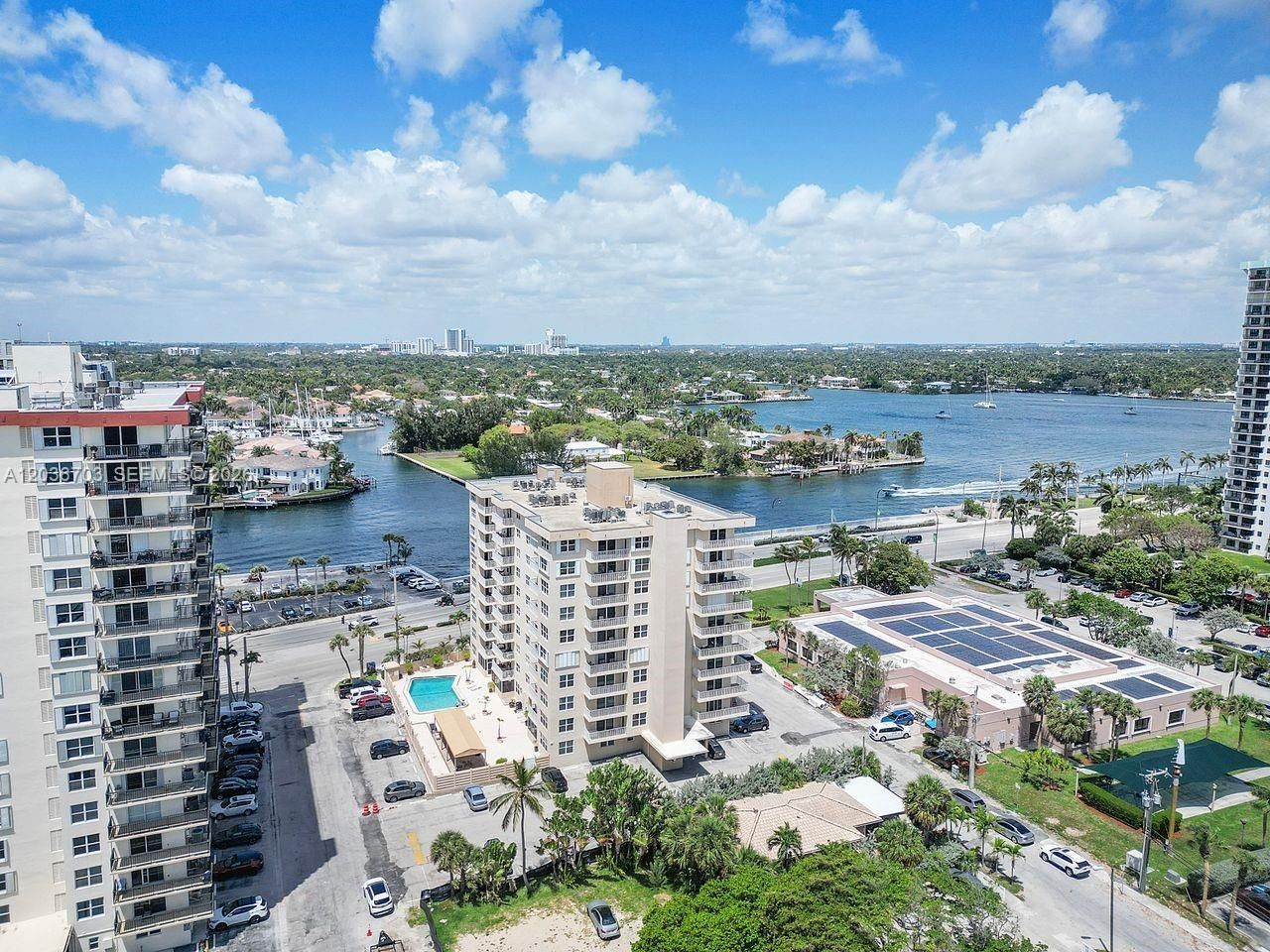 1401 S Ocean Dr, Unit 305, Hollywood, FL 33019 Photo