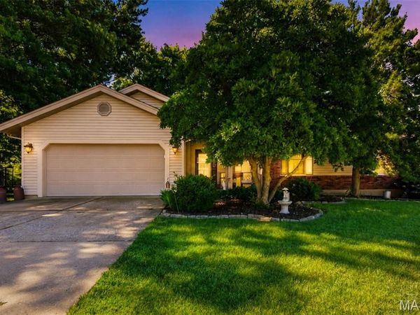 14 Minden Court, St Charles, MO 63301