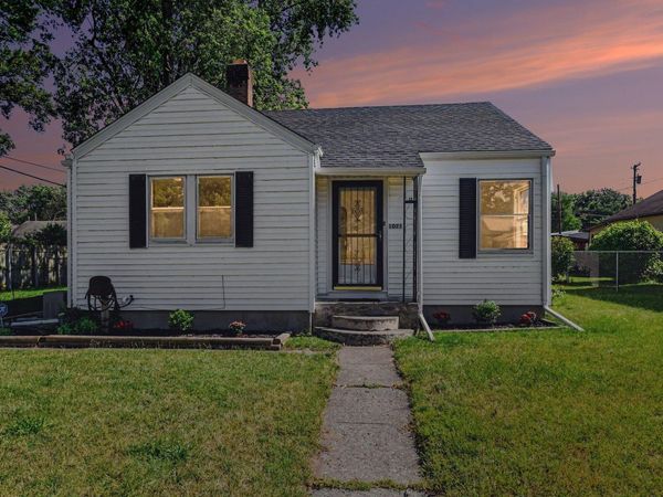 1021 Center Street, Elkhart, IN 46516