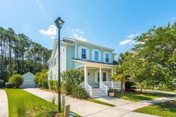 3732 Abercrombie Court photo 4