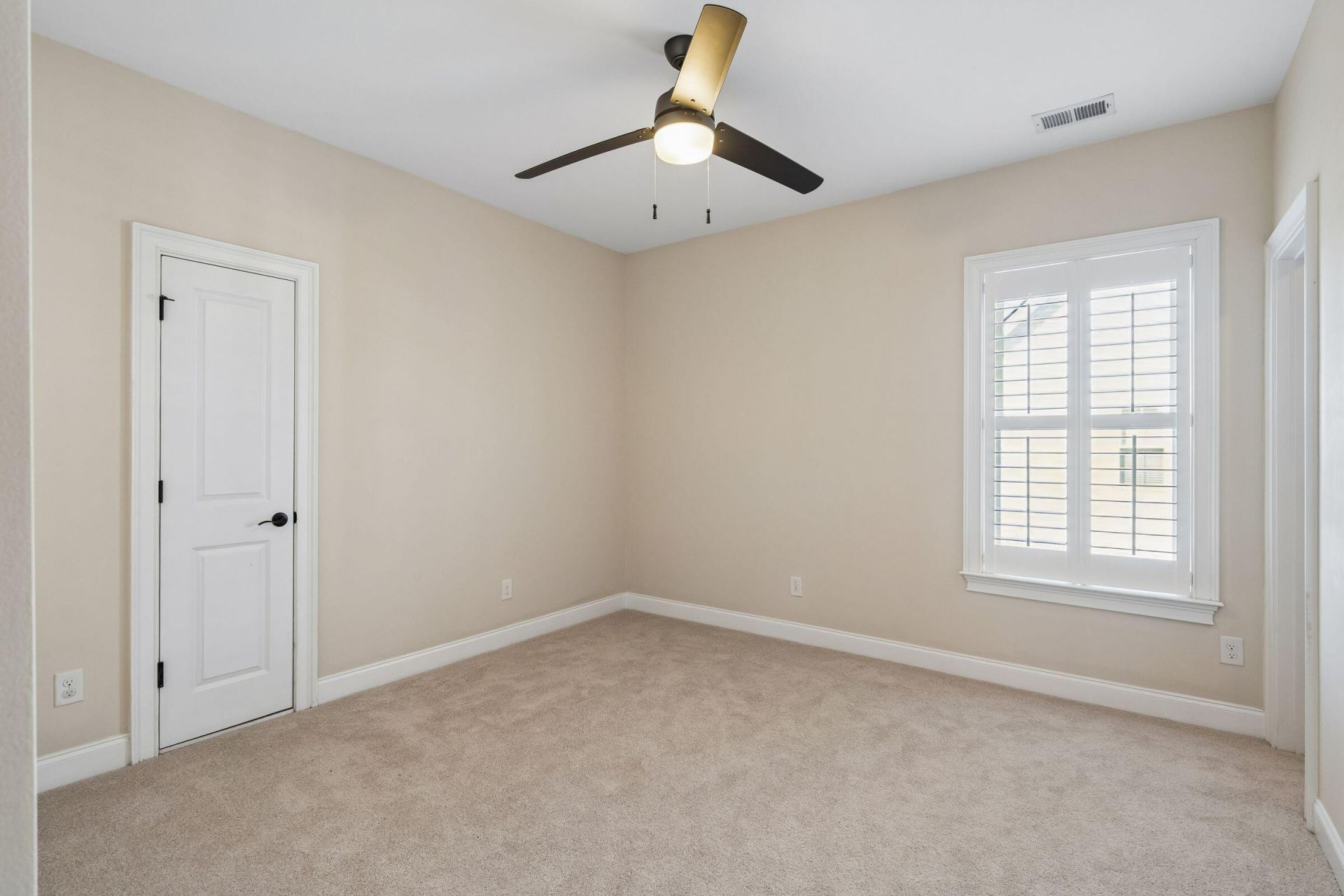 3732 Abercrombie Court Photo 38