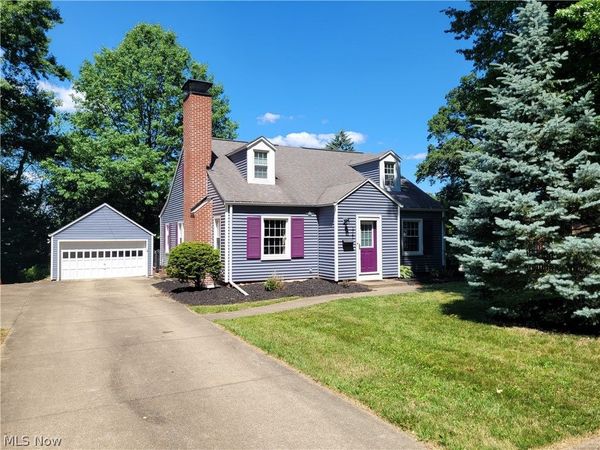 1721 10th Street NE, Massillon, OH 44646