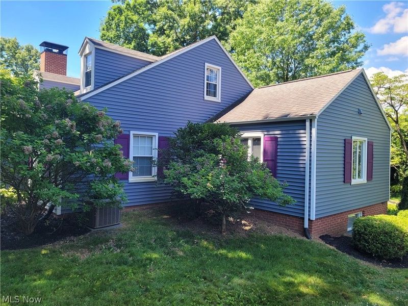 1721 10th Street NE, Massillon, OH 44646 Photo 2