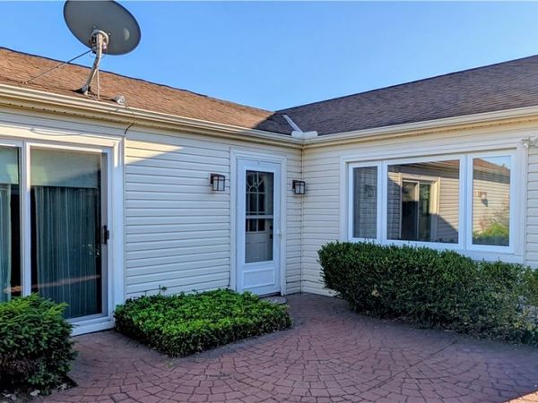 4842 Red Pine Way , North Ridgeville, OH 44039